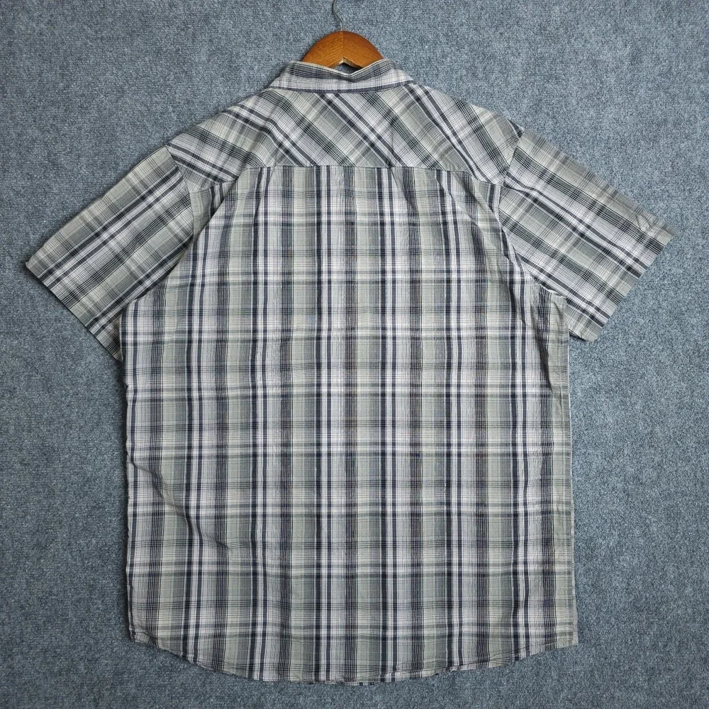 The North Face Shirt Mens XXL Grey Plaid Short Sleeve Pearl Snap Button Hiking